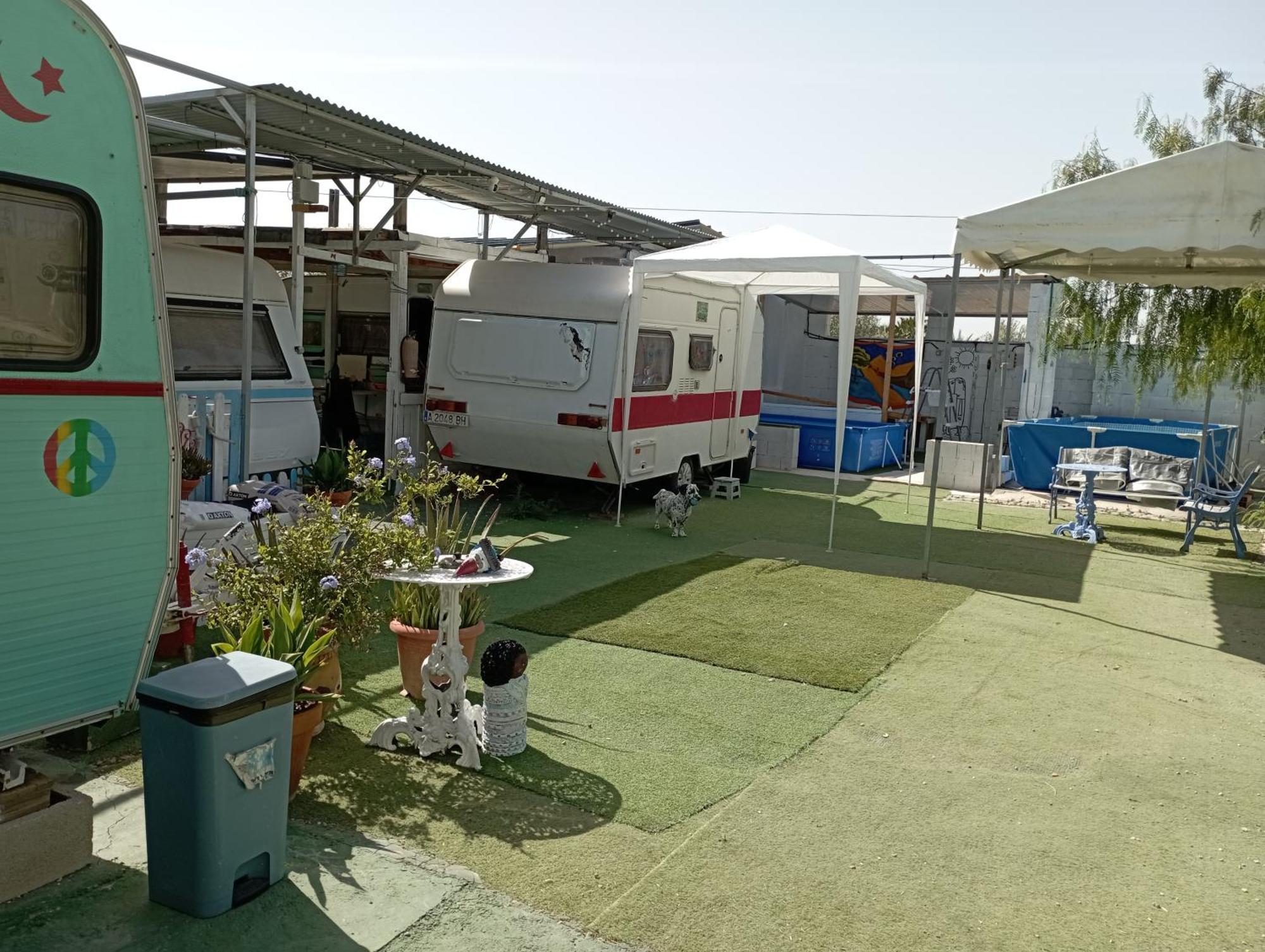 Caravanas Y Habitaciones Para Relajarse Sax Eksteriør bilde
