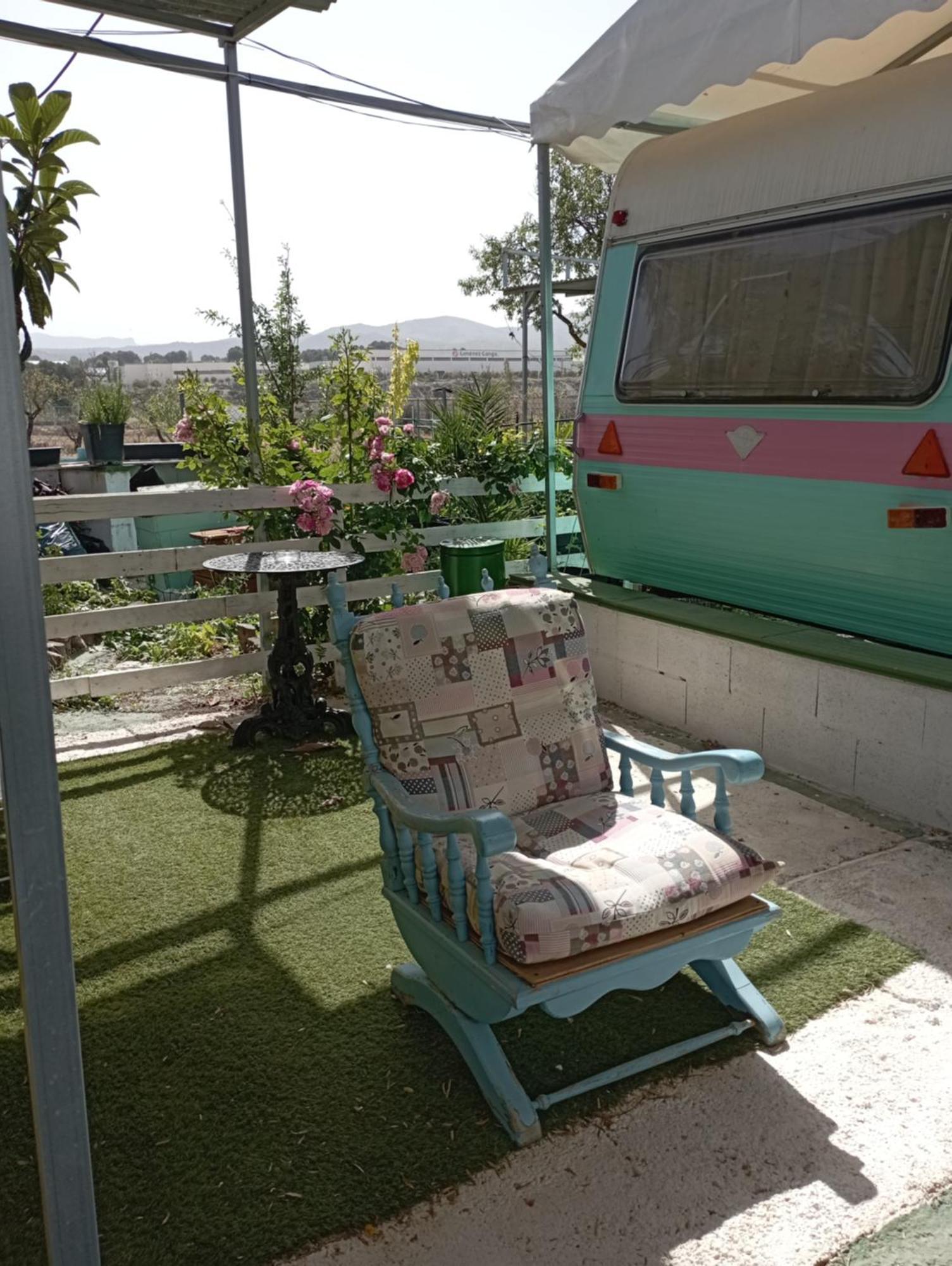 Caravanas Y Habitaciones Para Relajarse Sax Eksteriør bilde