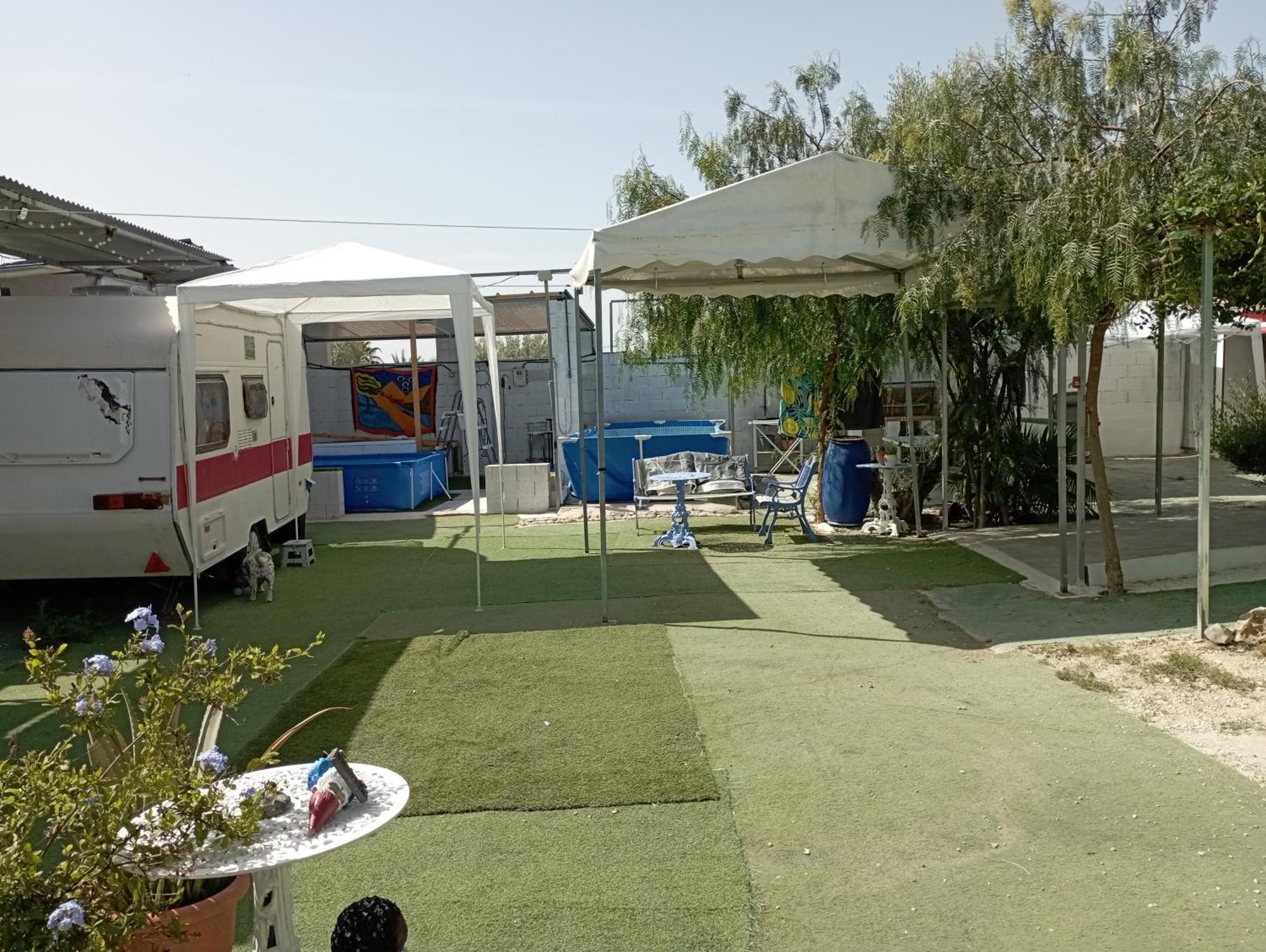 Caravanas Y Habitaciones Para Relajarse Sax Eksteriør bilde