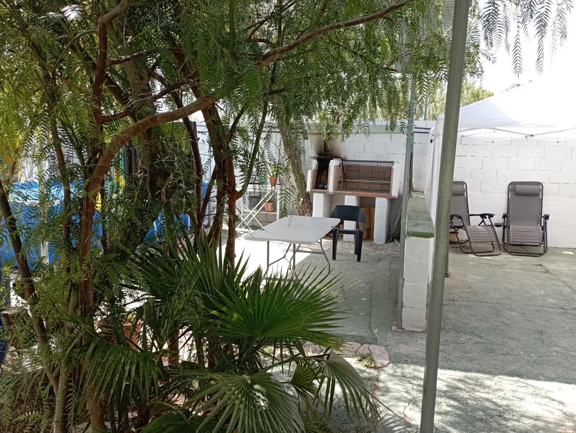 Caravanas Y Habitaciones Para Relajarse Sax Eksteriør bilde